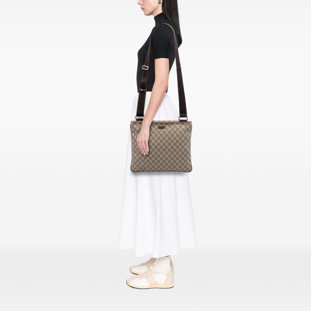 Pre-Loved Gucci GG Supreme Crossbody - Picture 7 of 7